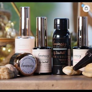 NWOT Luminary Nail System bundle box